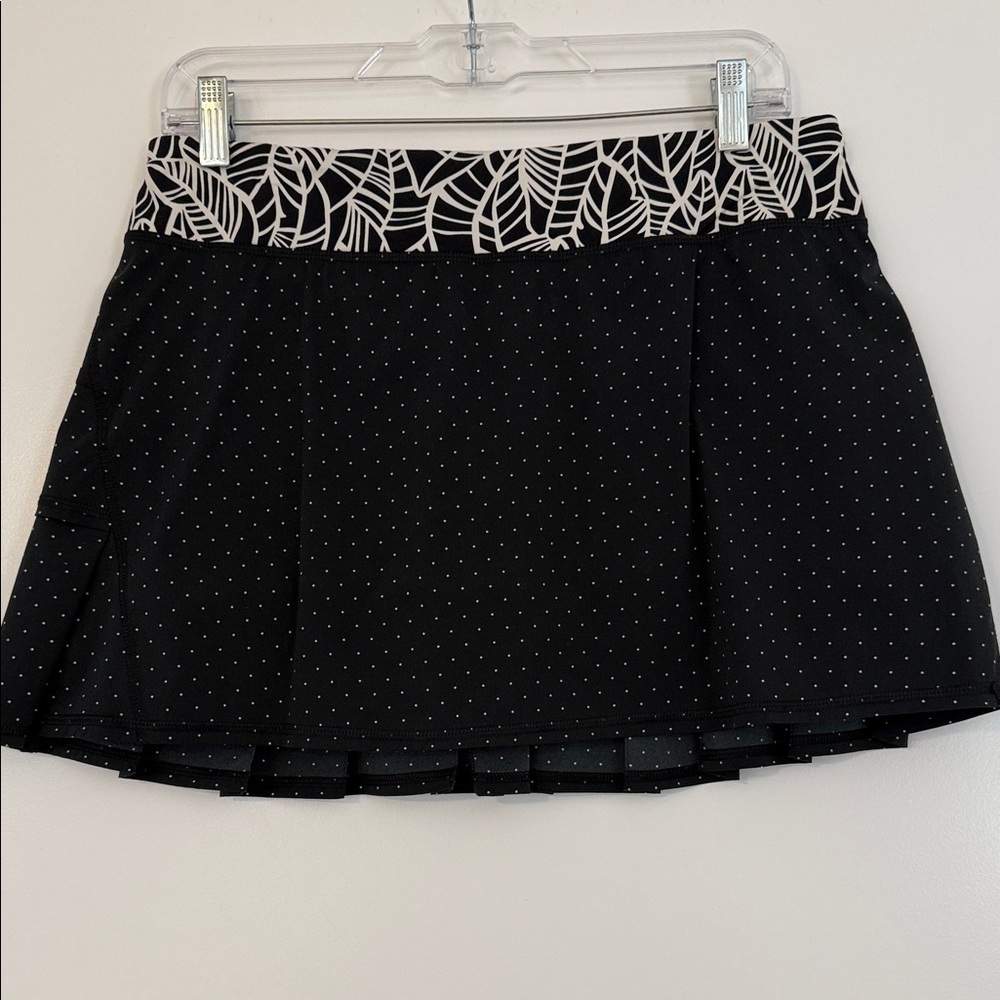 lululemon athletica Black Mini Skort with White Leaf Waistband